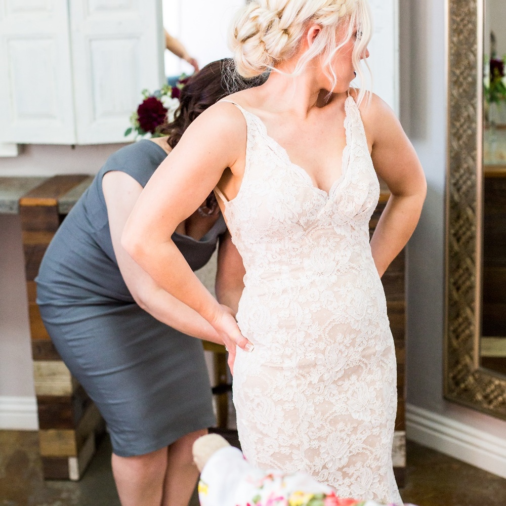 Aria Lace Wedding Dress and Veil